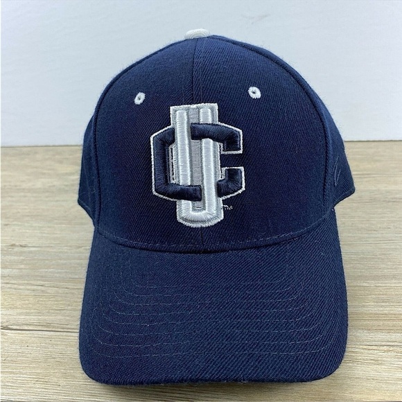 Zephyr UCONN Navy Blue Ball Cap. Size 7 3/8 NWOT - Picture 1 of 7